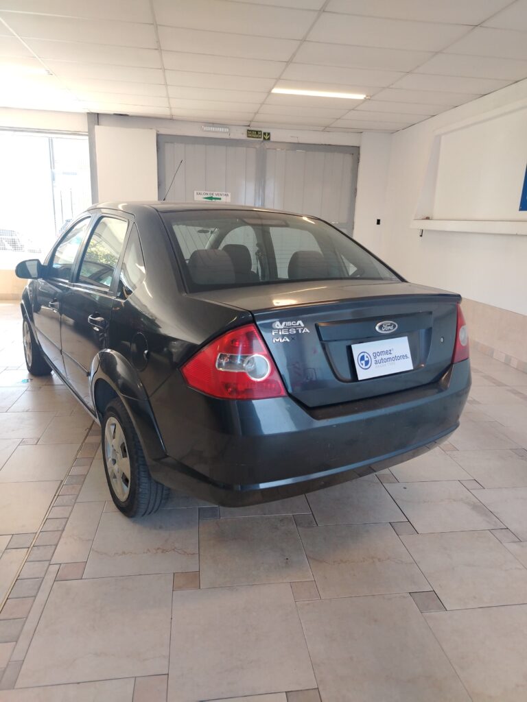 FORD FIESTA MAX AMBIENTE