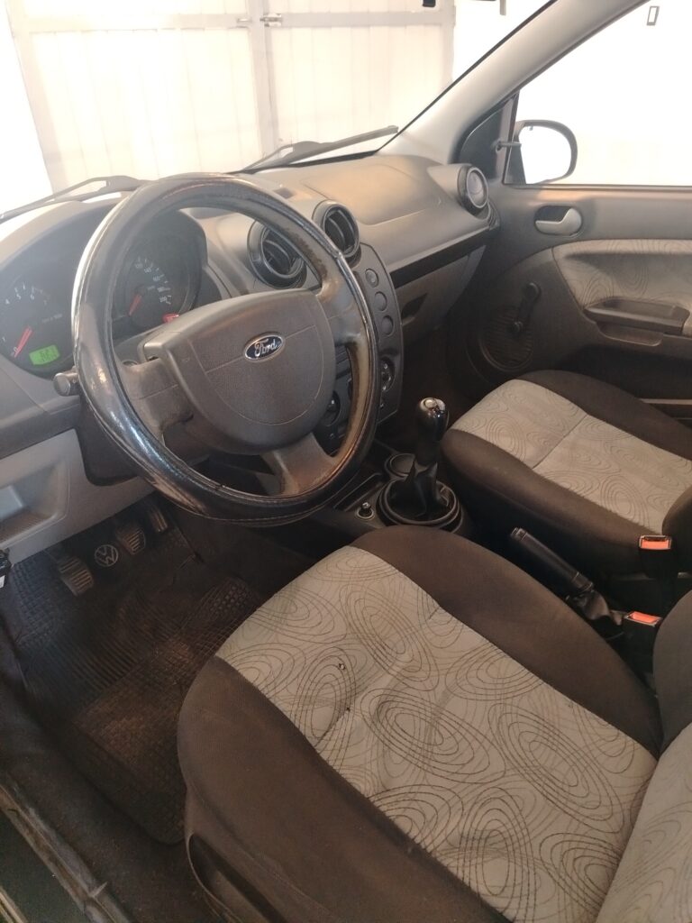FORD FIESTA MAX AMBIENTE