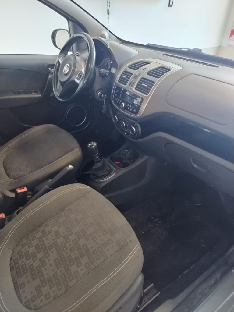 FIAT PALIO ATTRACTIVE (stock virtual)