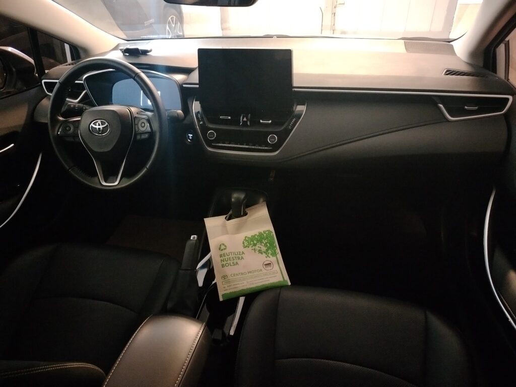TOYOTA COROLLA SEG HV
