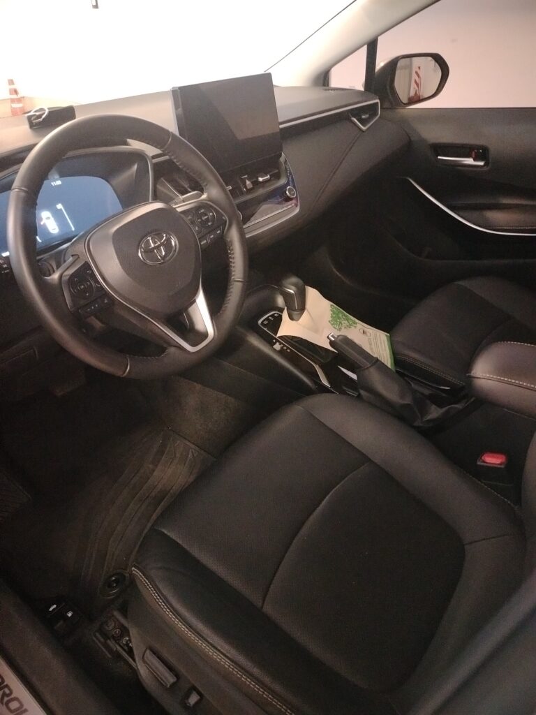 TOYOTA COROLLA SEG HV