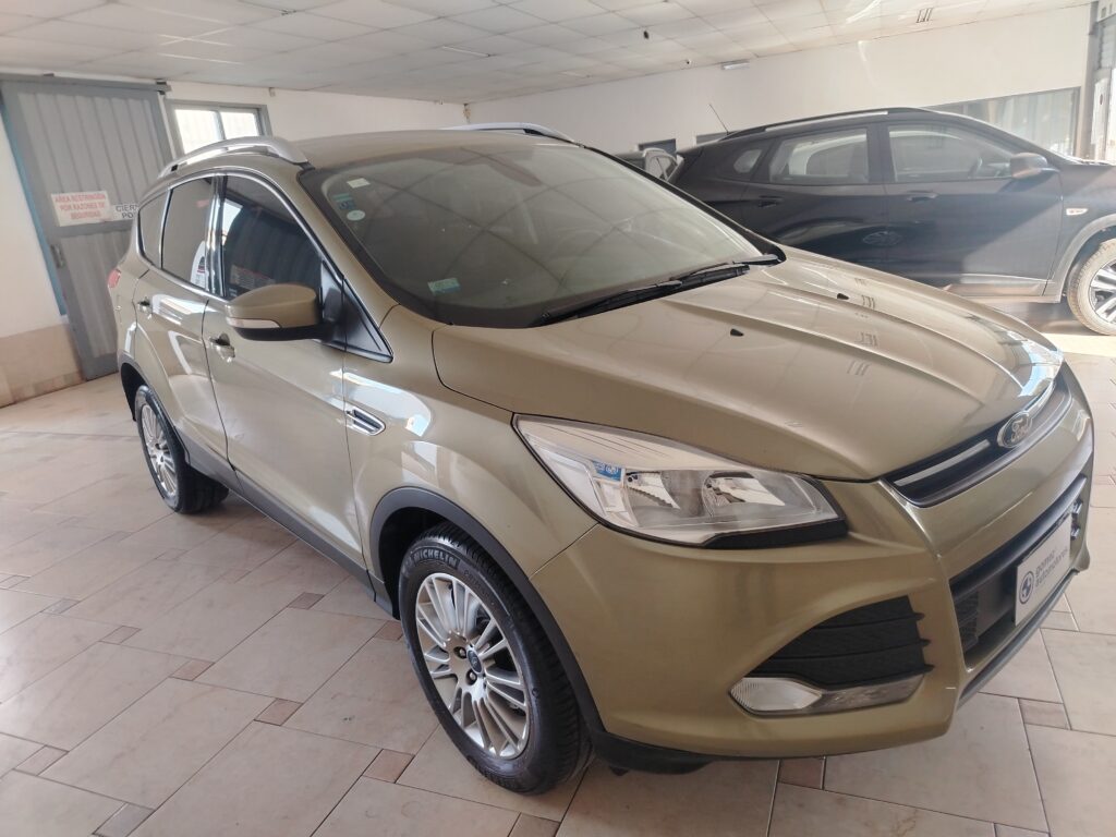 FORD KUGA