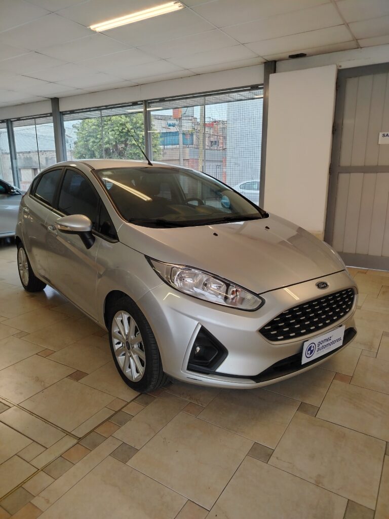 FORD FIESTA SE
