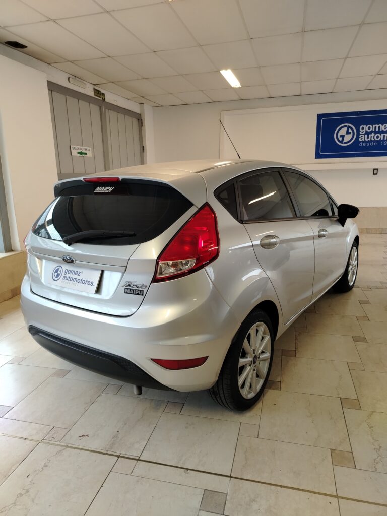FORD FIESTA SE