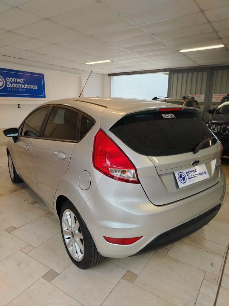 FORD FIESTA SE