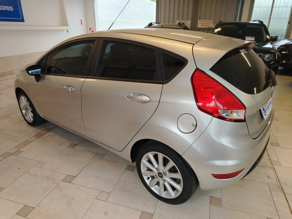 FORD FIESTA SE