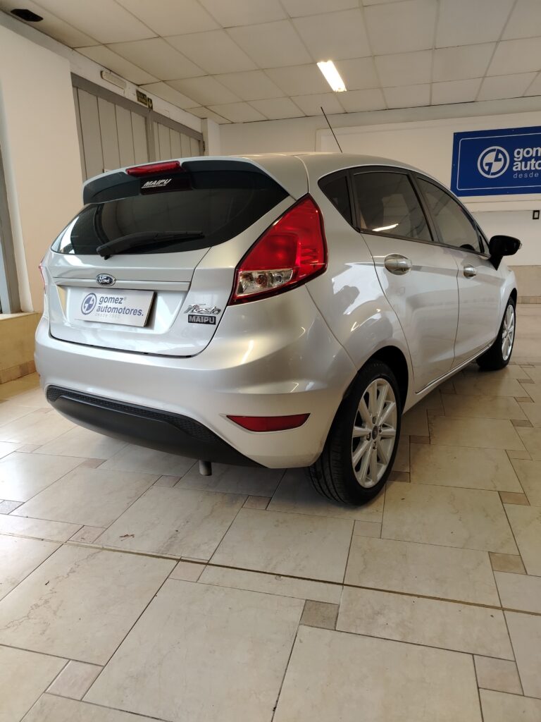 FORD FIESTA SE