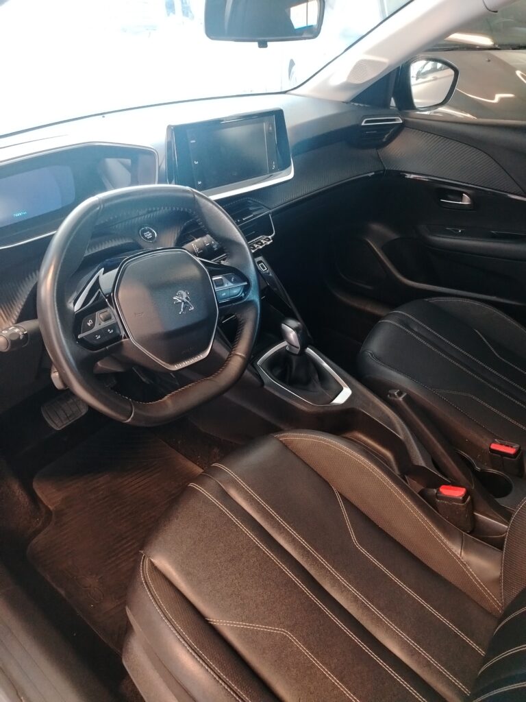 PEUGEOT 208 FELITE TIPTRONIC