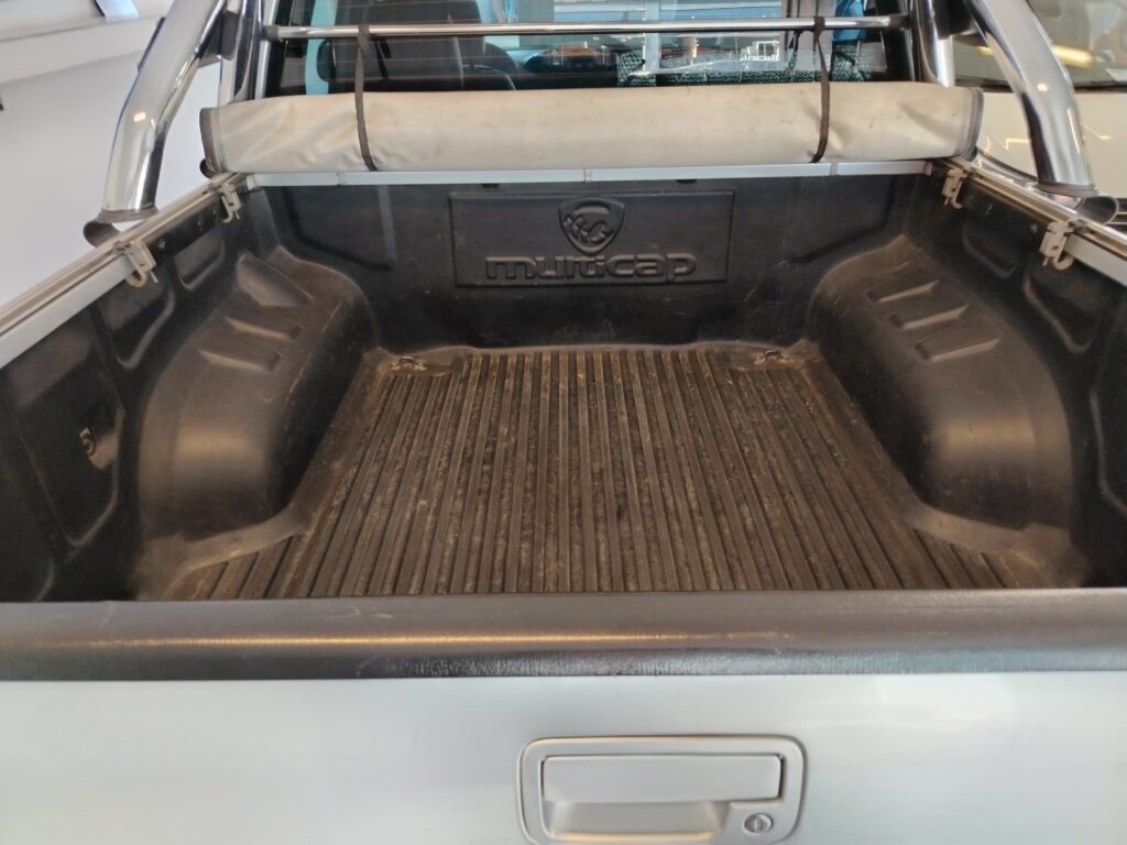VOLKSWAGEN AMAROK TRENDLINE (Stock Virtual)